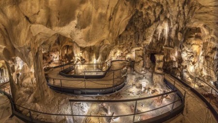 58D9E5EB-AB17-45BF-96D9-B5ACF6A01CD1